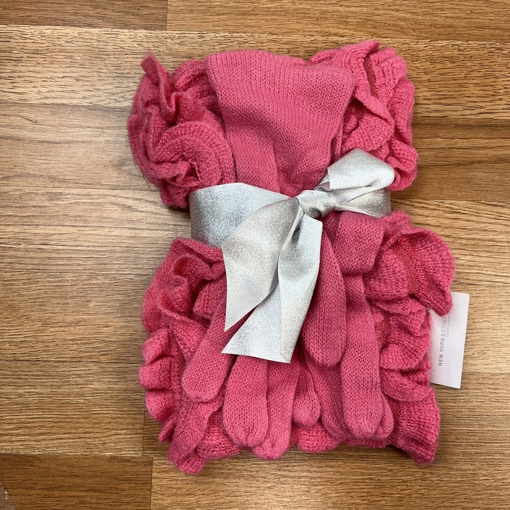 New York & Company Scarf and Gloves Set Haute Pink Women's One Size NEW